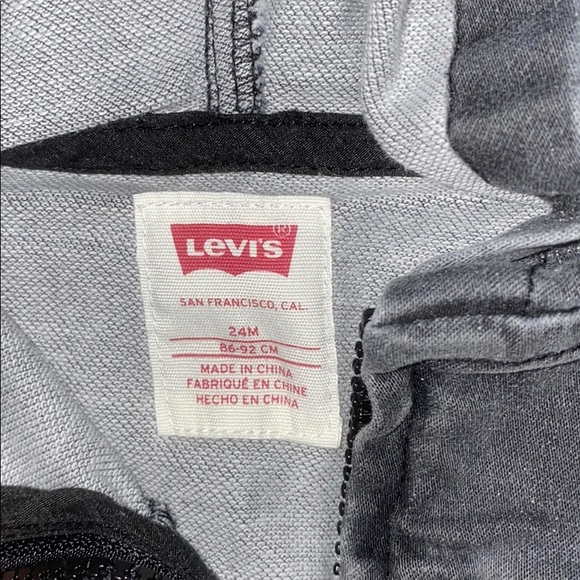 Gently used Levis jean jacket for toddler - Picture 2 of 3